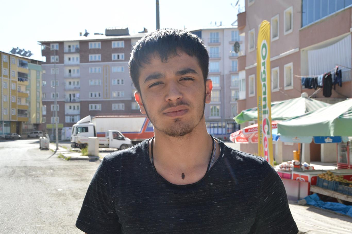 Ağrılılardan bozuk yol tepkisi Ağrılılardan bozuk yol tepkisi